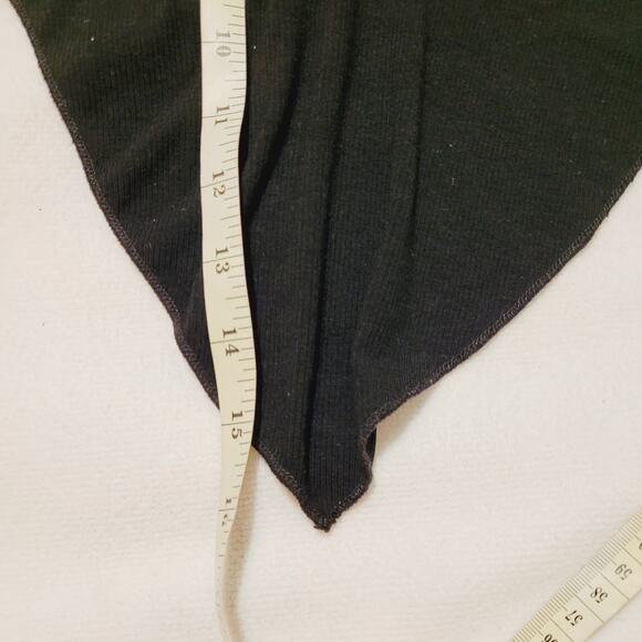 Revolve Superdown black keyhole neck bandana hem neck tie halter top size XS - Picture 8 of 8